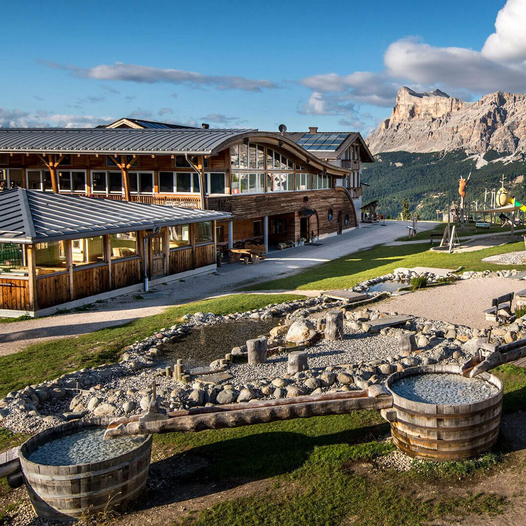 Alta Badia estate - MMH Family Aparthotel